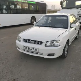 Hyundai Accent 2001