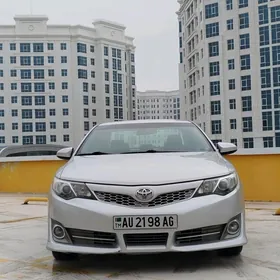 Toyota Camry 2013