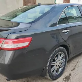 Toyota Camry 2011