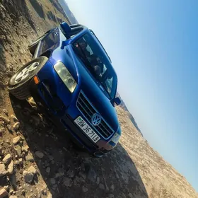 Volkswagen Touareg 2004