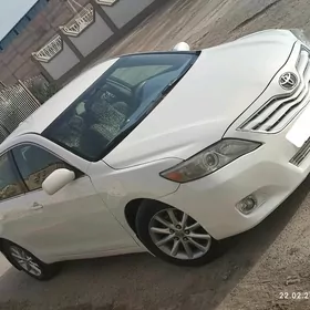 Toyota Camry 2011
