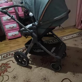 Детская коляска