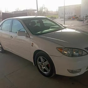 Toyota Camry 2005