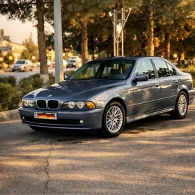 BMW E39 2002