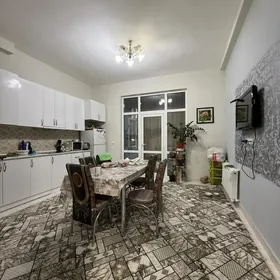 Taze Gurtly 3 kom 3 etaj