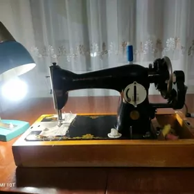 швейная машинка Зингер