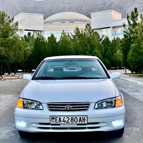Toyota Camry 1999
