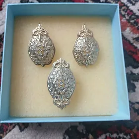 Gyzyl gulak halka kamplekt