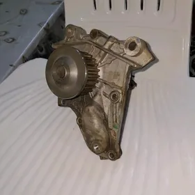 TOYOTA BABYCKA POMPA