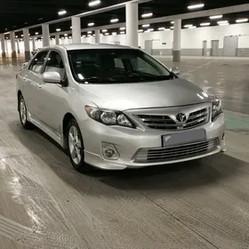 Toyota Corolla 2013