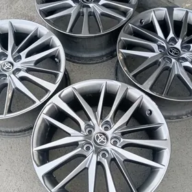 Disga r19 camry xese