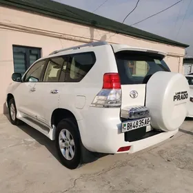 Toyota Land Cruiser Prado 2012