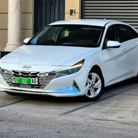 Hyundai Elantra 2021