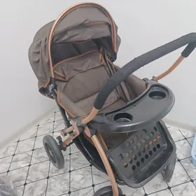 продаётся коляска и ходунок