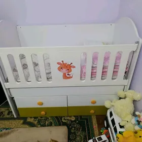 детская кроватка