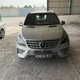 Mercedes-Benz ML350 2013