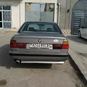 BMW 320 1991
