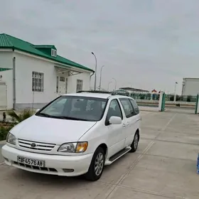 Toyota Sienna 2000