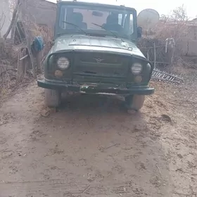 UAZ 469 1999