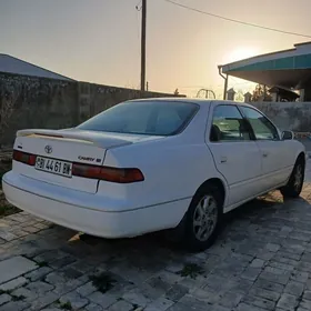 Toyota Camry 1998
