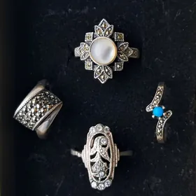 СЕРЕБРО-СУВЕНИРЫ-БИЖУТЕРЧАСЫ