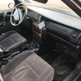 Opel Vectra 1998