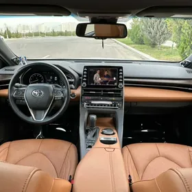 Toyota Avalon 2019