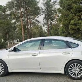 Toyota Avalon 2015