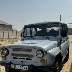 UAZ 469 2000