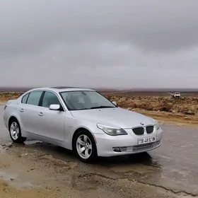 BMW E60 2003