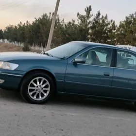 Toyota Camry 2001