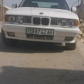 BMW 525 1990