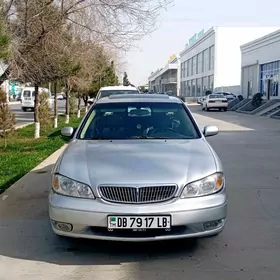 Infiniti I30 2000