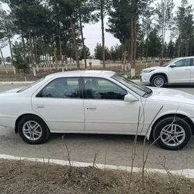 Toyota Camry 2000