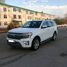 Ford Expedition 2023