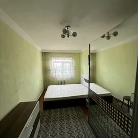 4 мкр по Атабаева 2 х комнатна