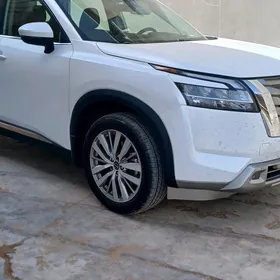 Nissan Pathfinder 2025