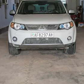 Mitsubishi Outlander 2008