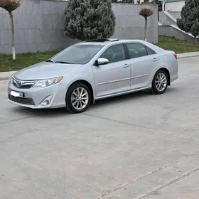 Toyota Camry 2013