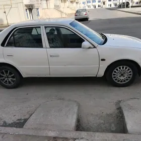 Toyota Corolla 2000