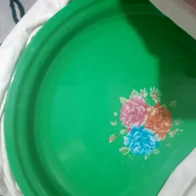 Aş tabak täze ulanylmadyk