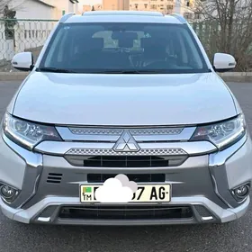 Mitsubishi Outlander 2023