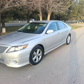 Toyota Camry 2010