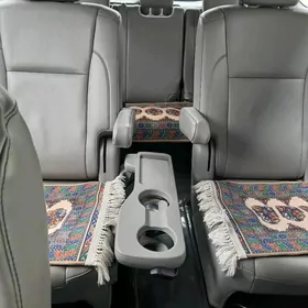 Toyota Highlander 2019