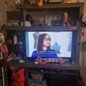 полка для телевизора