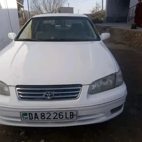 Toyota Camry 2000
