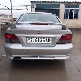 Mitsubishi Galant 2002