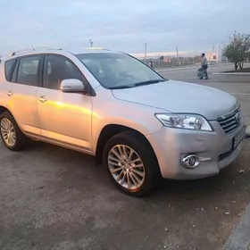 Toyota RAV4 2010