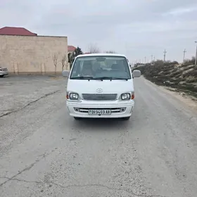 Toyota Hiace 2004