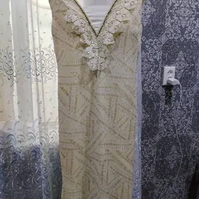 белое вечернее платье